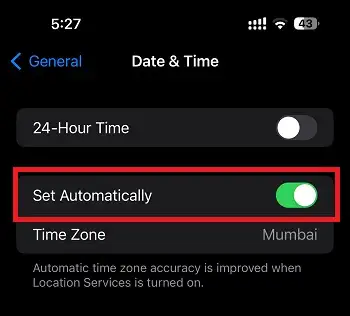 Set Automatically option in Date & Time (iPhone)